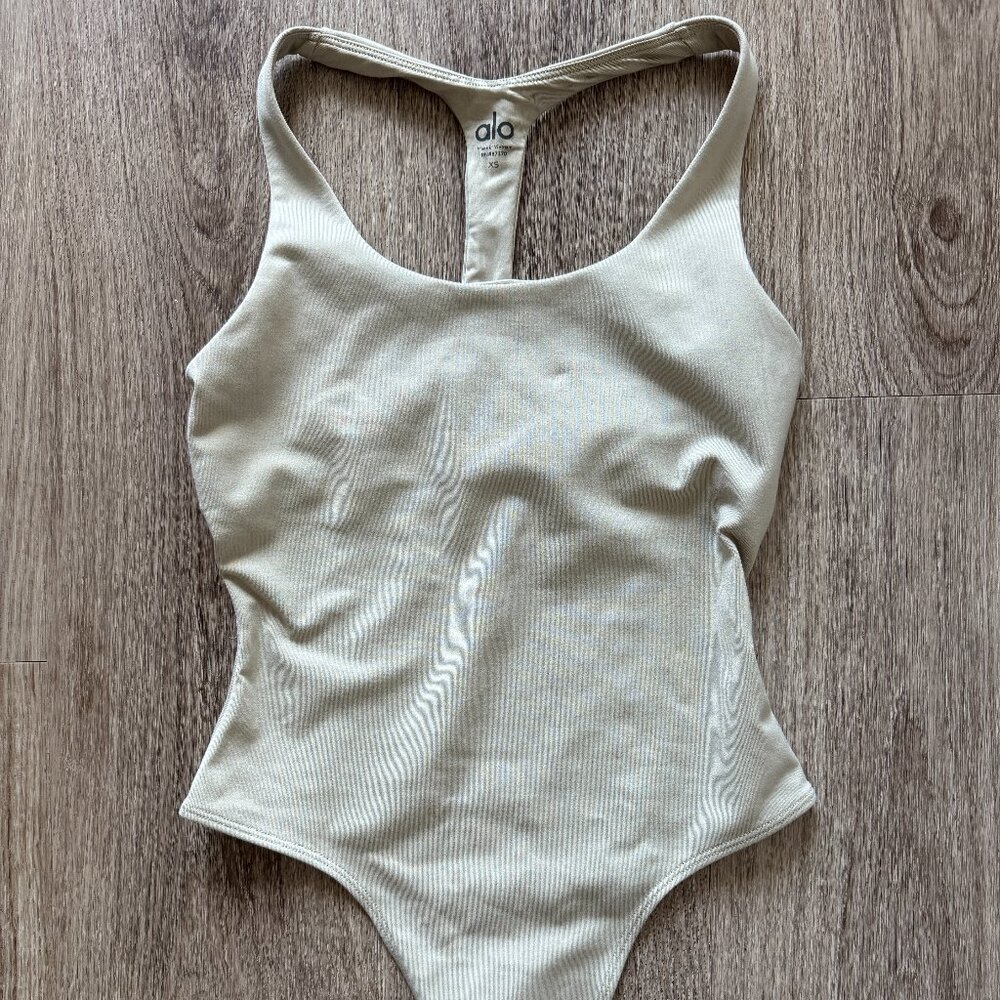 Alo Yoga Sleek Back Bodysuit